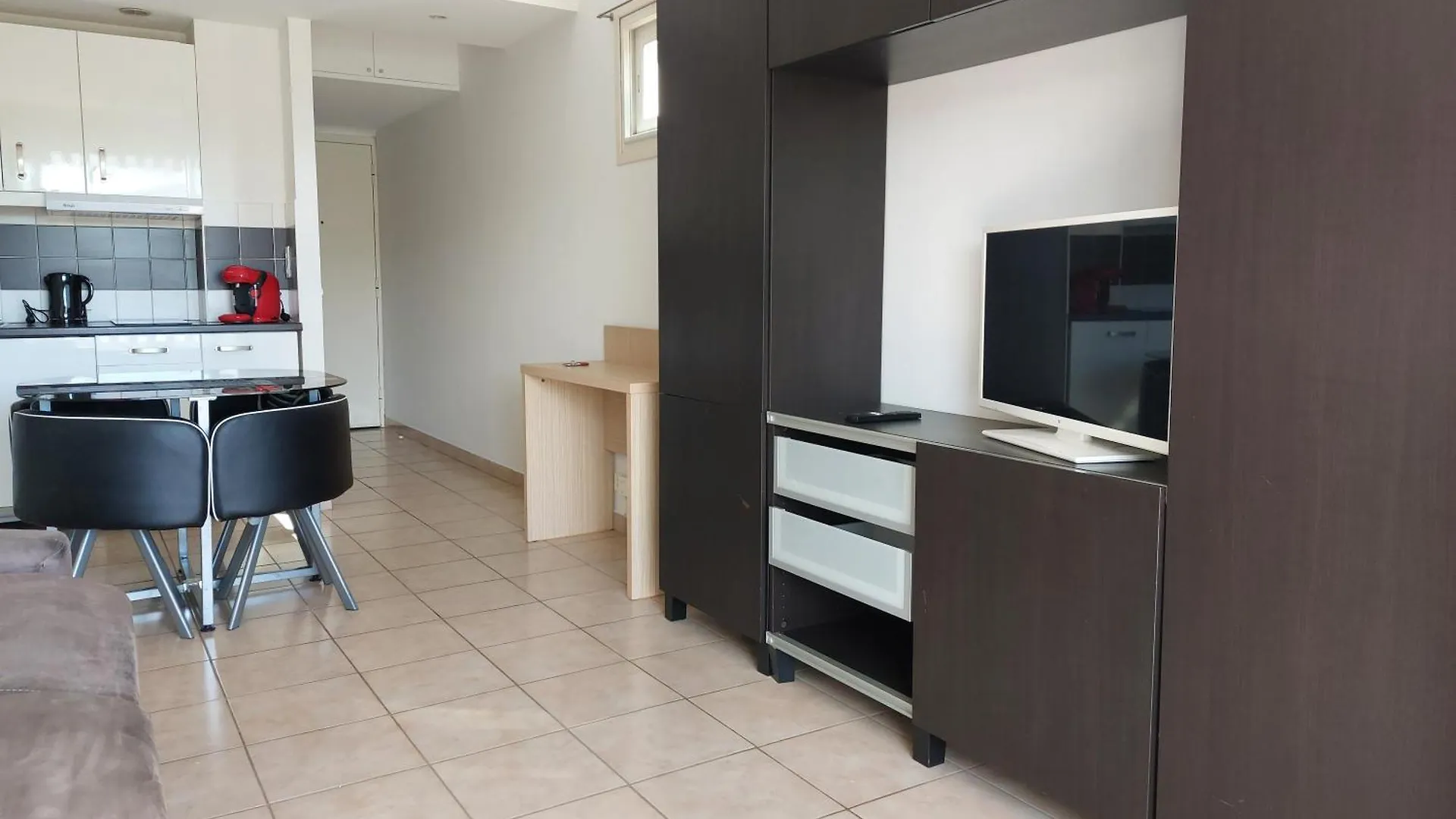 Apartment Studio De La Vigne - Axelle Loc'Appart Mandelieu-la-Napoule France